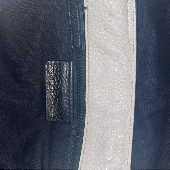 Marc by Marc Jacob’s Leather crossbody handbag Purse Preowned black & white - Picture 8 of 14